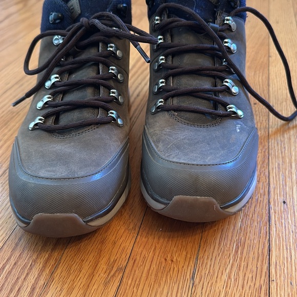 Uggs Men’s Olivert slate boot - Picture 7 of 9